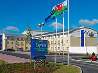 Holiday Inn (Cardiff Airport)